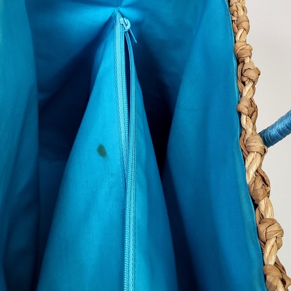 ESPRIT Large Woven Straw Tote Purse - Picture 12 of 17